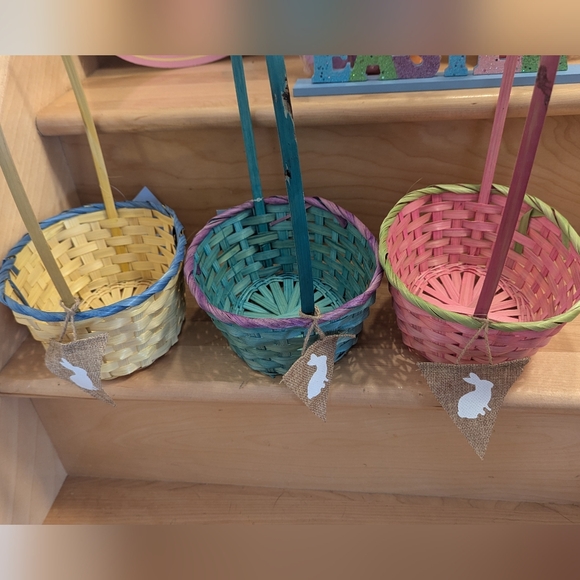 Colorful Easter Baskets Set - Picture 2 of 8